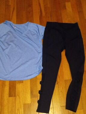 women med blue drifit tee and black drifit leggings